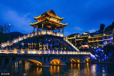 国庆张家界凤凰古城5日家庭游全攻略 行程路线与门票代订指南